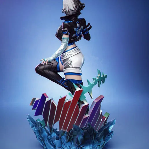 Luna Frost Collectible Statue – CA 3D