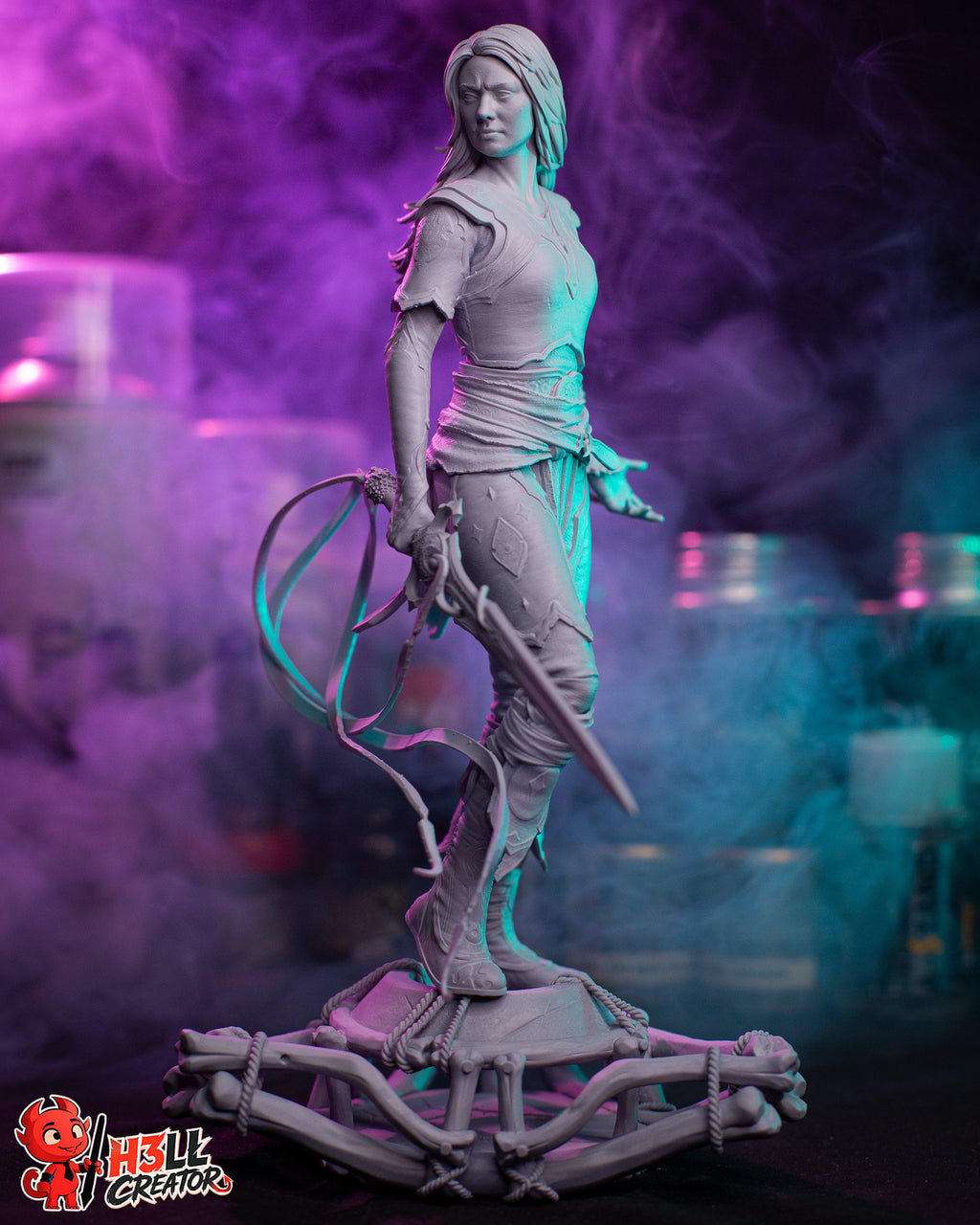 Faye - Resin Statue & Bust (H3LL Creator)