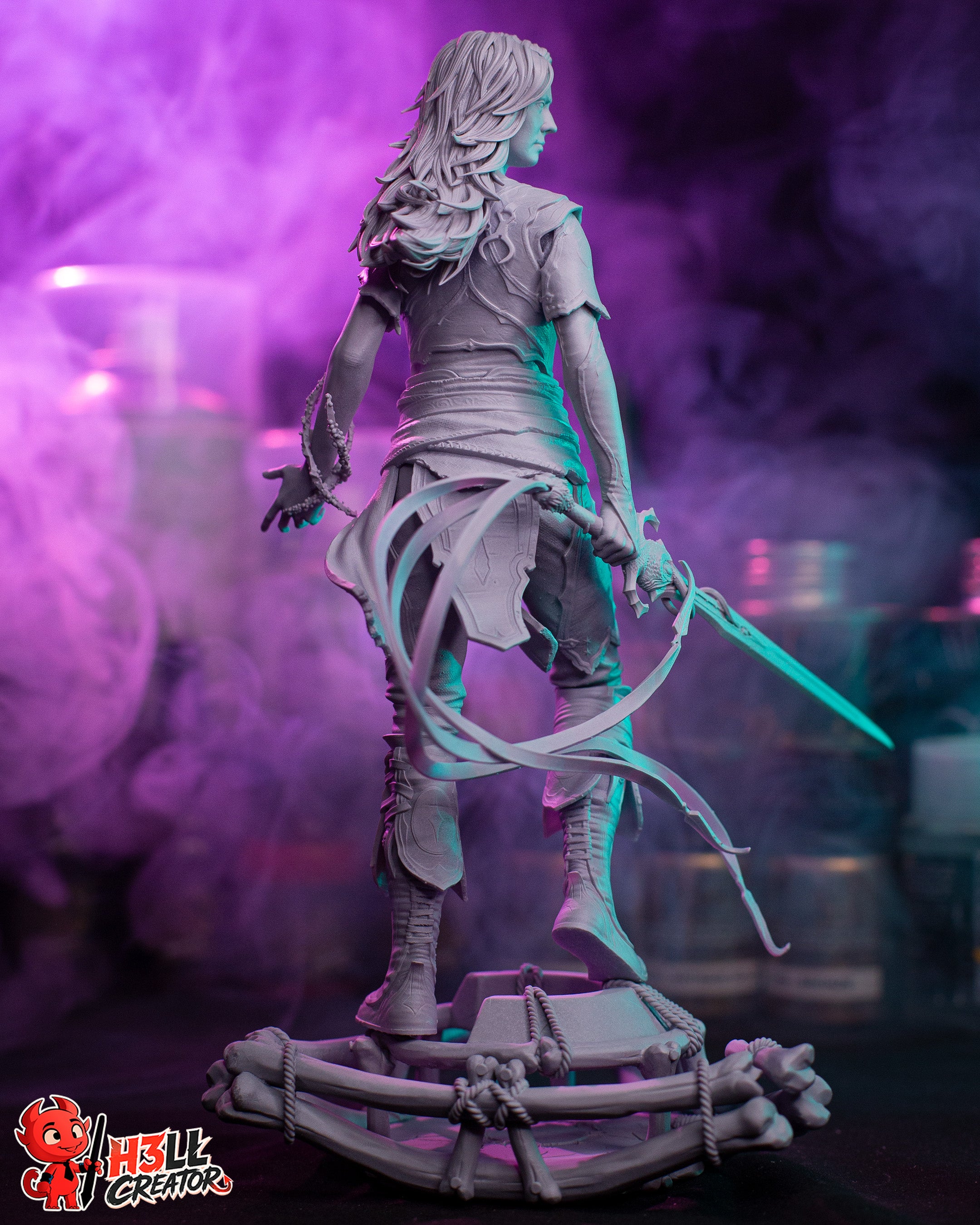 Faye - Resin Statue & Bust (H3LL Creator)