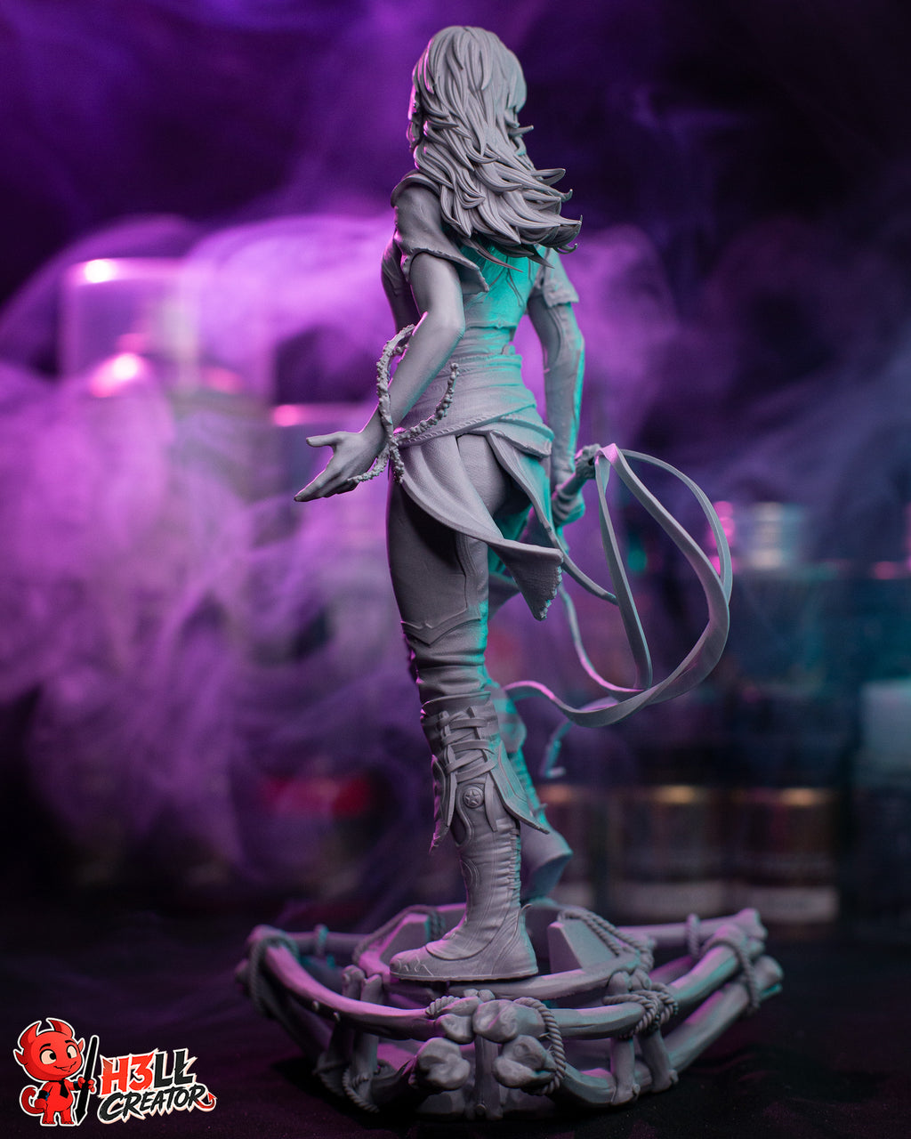 Faye - Resin Statue & Bust (H3LL Creator)