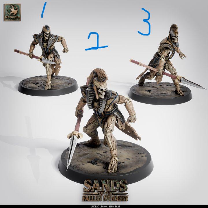 Sands of the Fallen Dynasty – DnD Miniatures | Rescale Resin STL | Ancient Desert Fantasy Tabletop Figure Set
