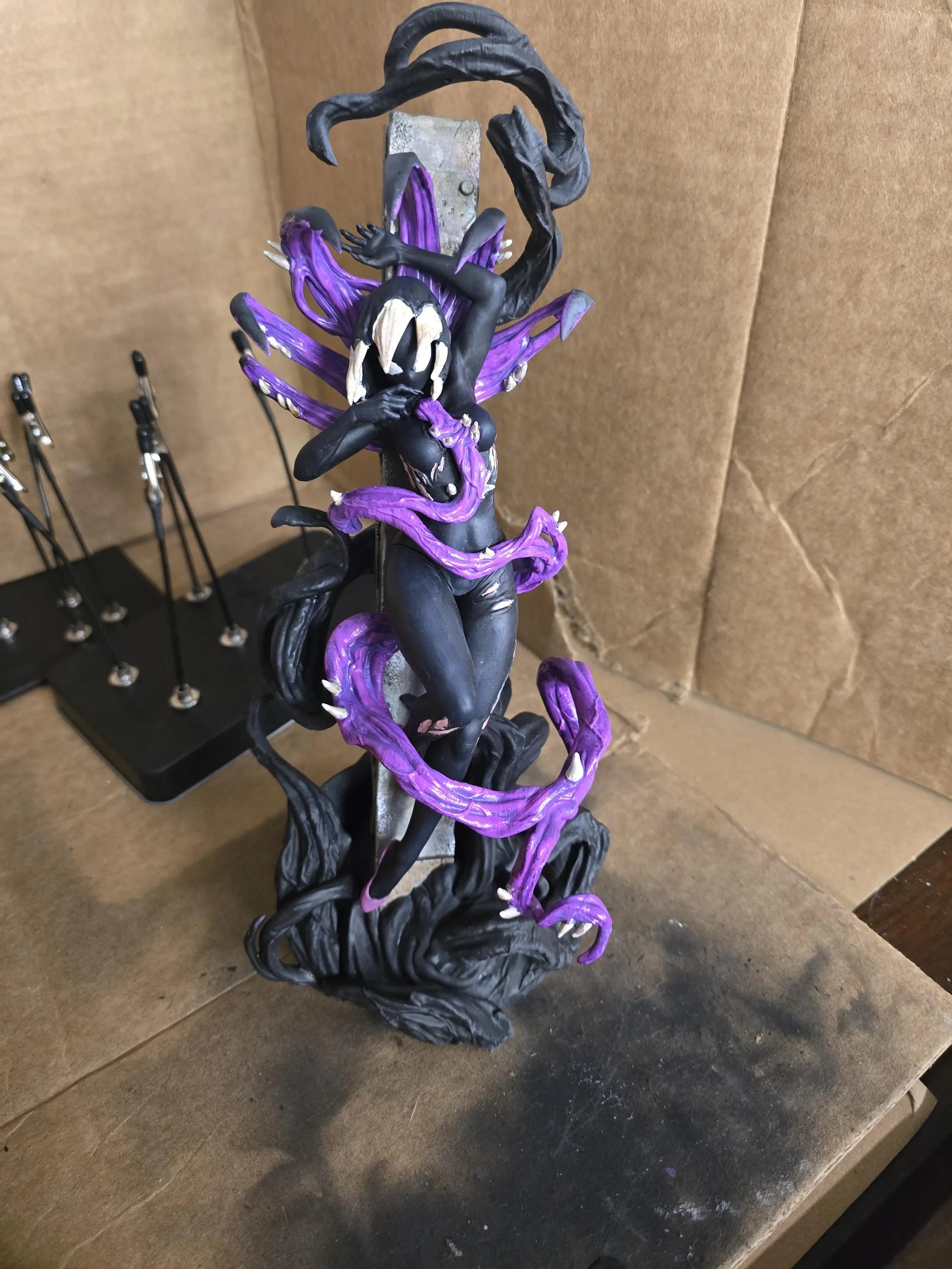 Gwenom Symbiote Anti-Heroine Statue | Unpainted Resin Figure Garage Kit (1/10 Scale)
