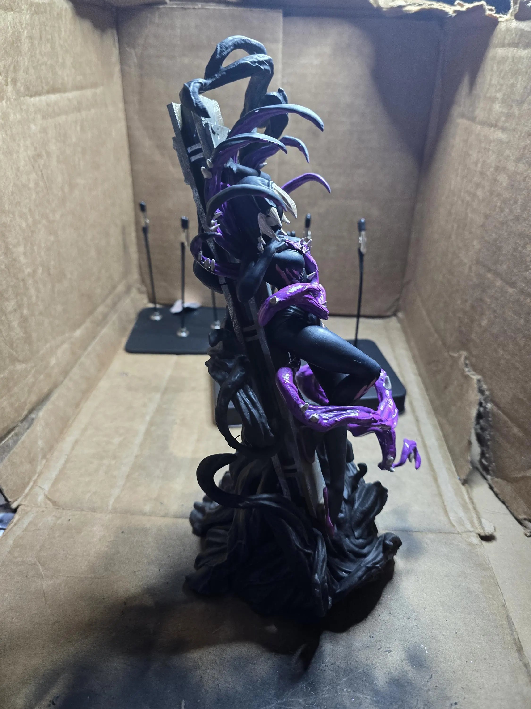 Gwenom Symbiote Anti-Heroine Statue | Unpainted Resin Figure Garage Kit (1/10 Scale)