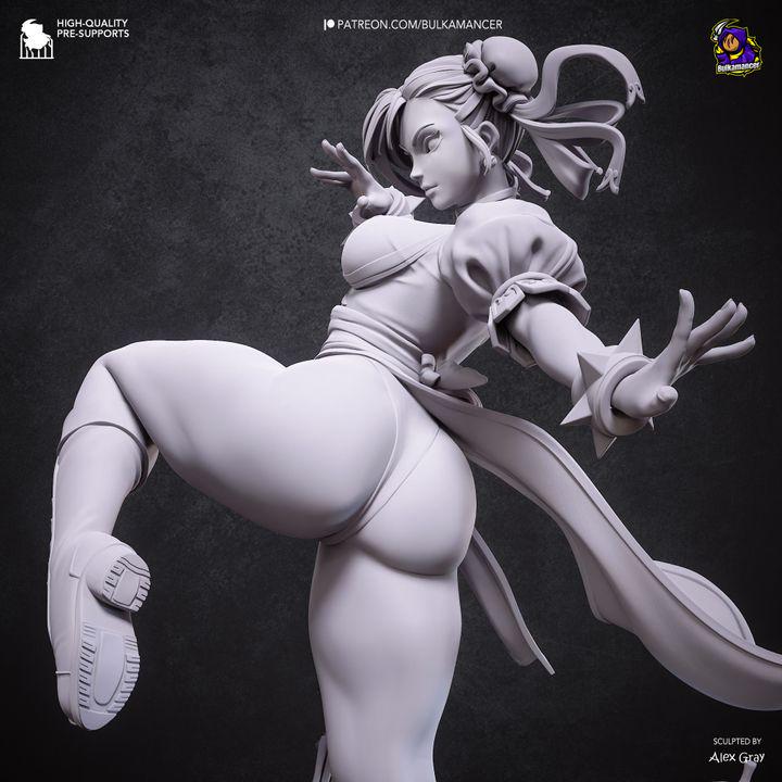 Chun-Li "Spring Beauty" – Premium Resin Statue-  1:10 Scale Gaming Collectible